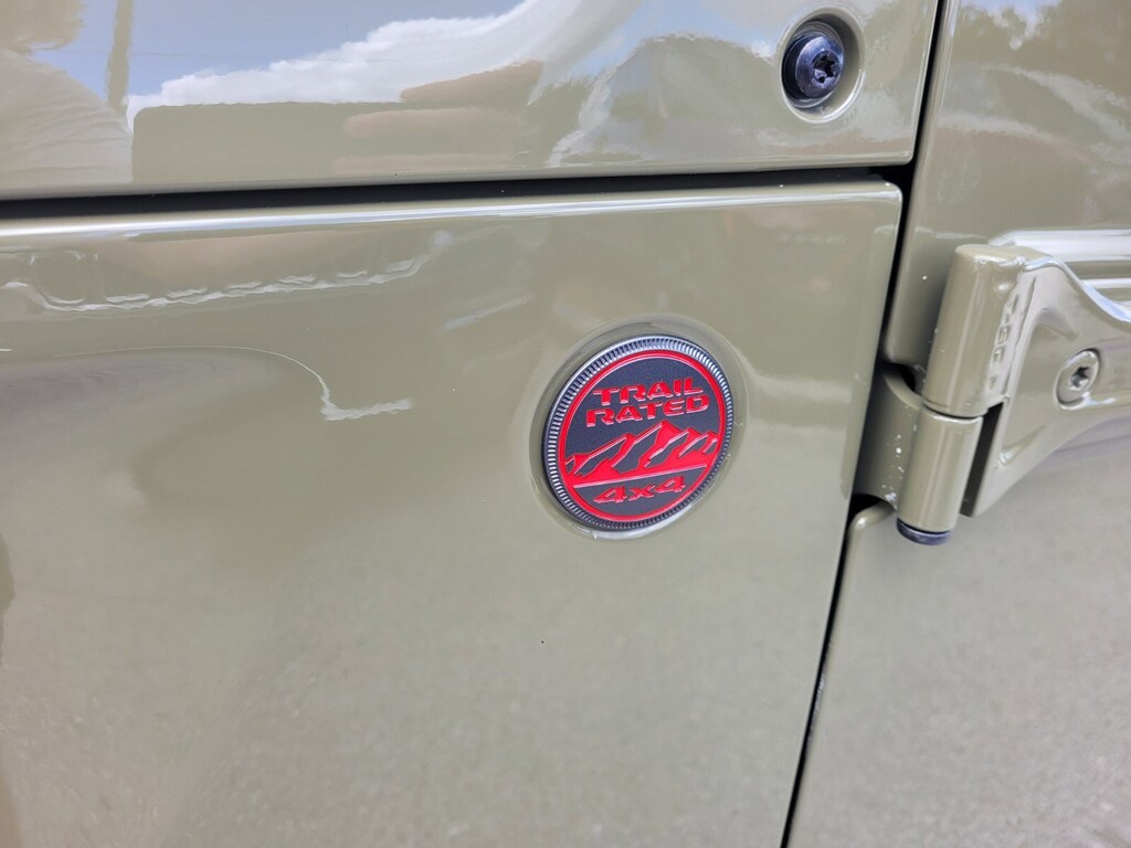 New 2025 Jeep Gladiator Rubicon Truck Crew Cab