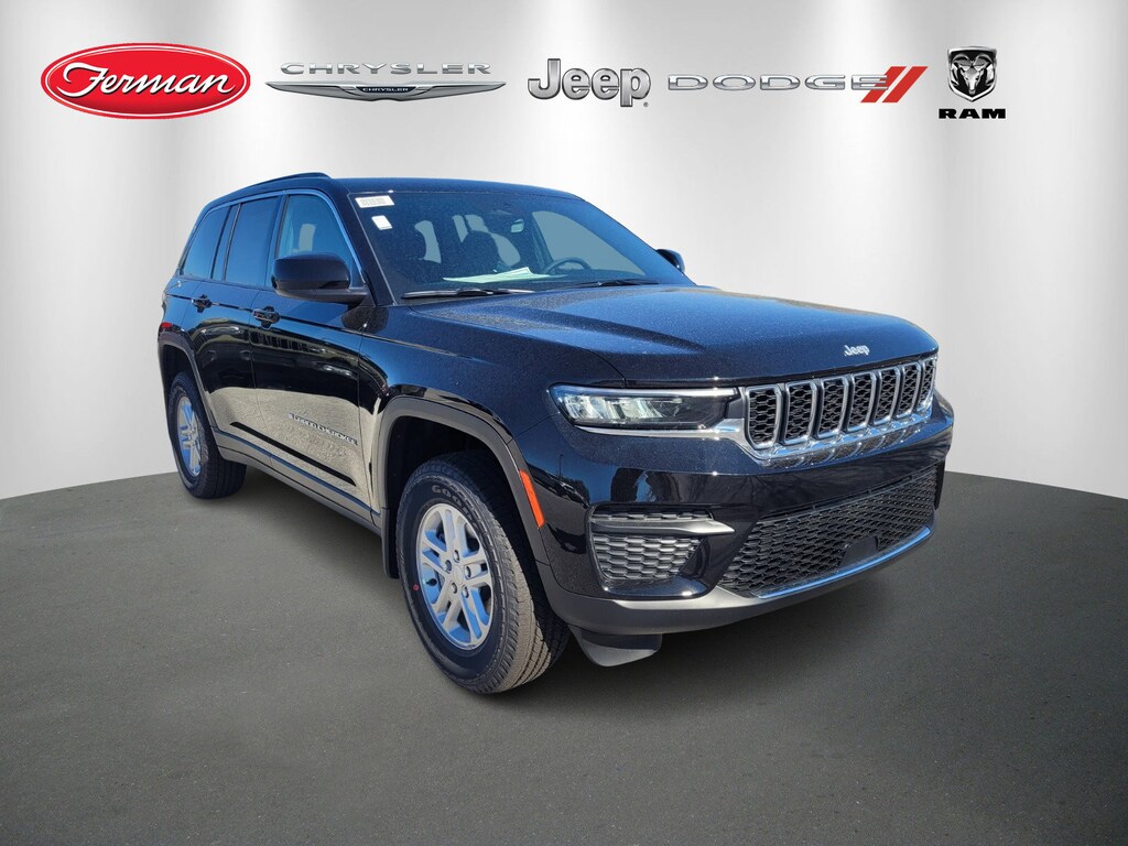 New 2025 Jeep Grand Cherokee Laredo SUV
