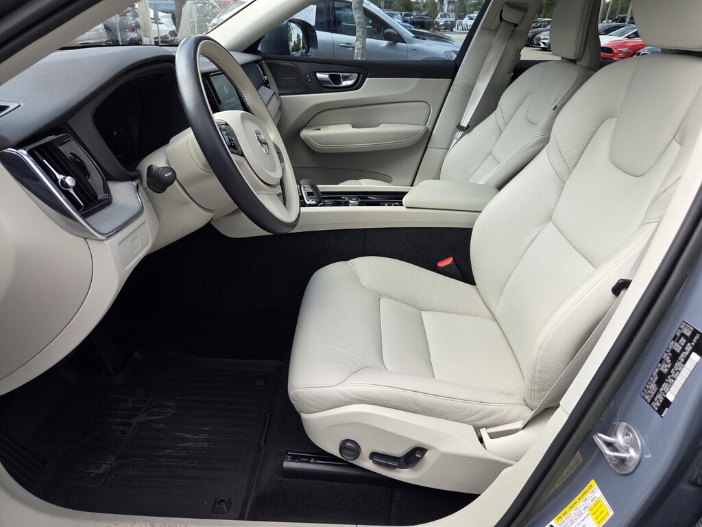 Certified 2023 Volvo XC60 B5 AWD Plus Bright SUV