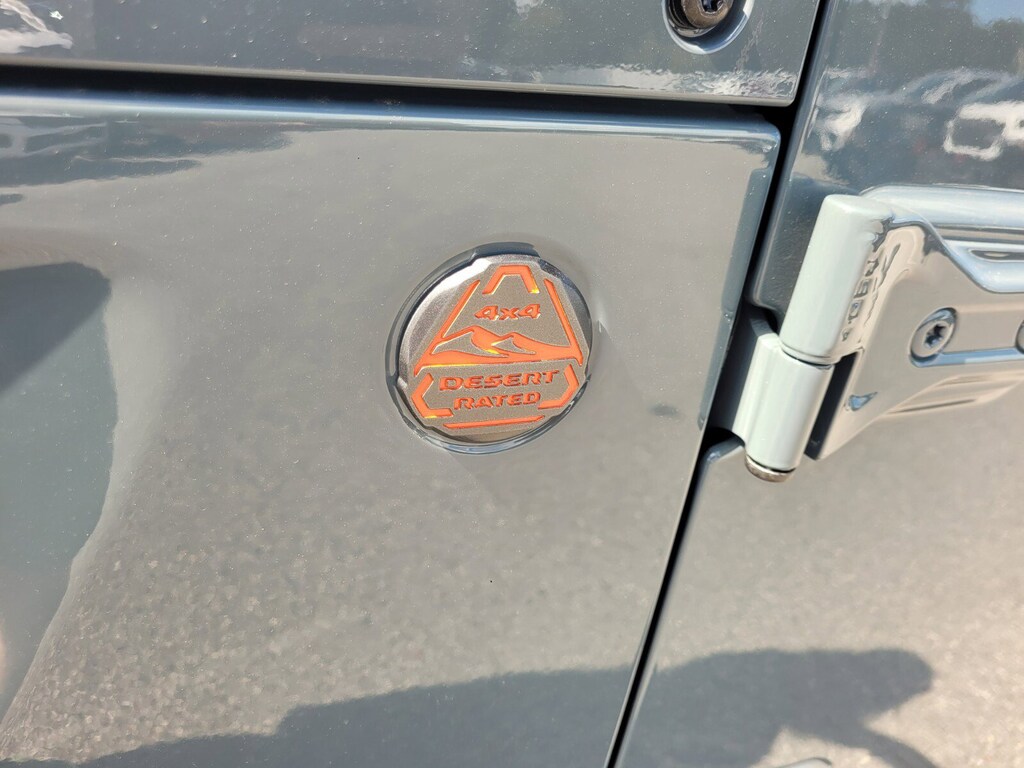 New 2025 Jeep Gladiator Mojave Truck Crew Cab