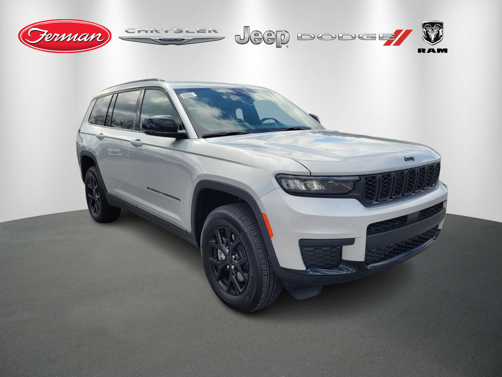 2025 Jeep Grand Cherokee L Altitude's photo
