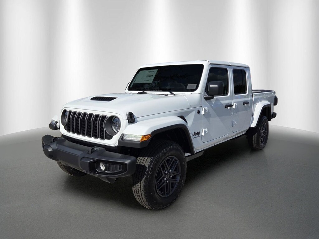 New 2026 Jeep Gladiator Sport Truck Crew Cab