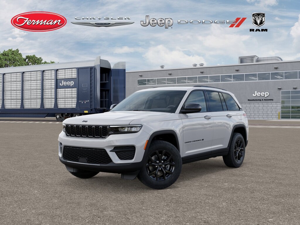 New 2025 Jeep Grand Cherokee Laredo SUV