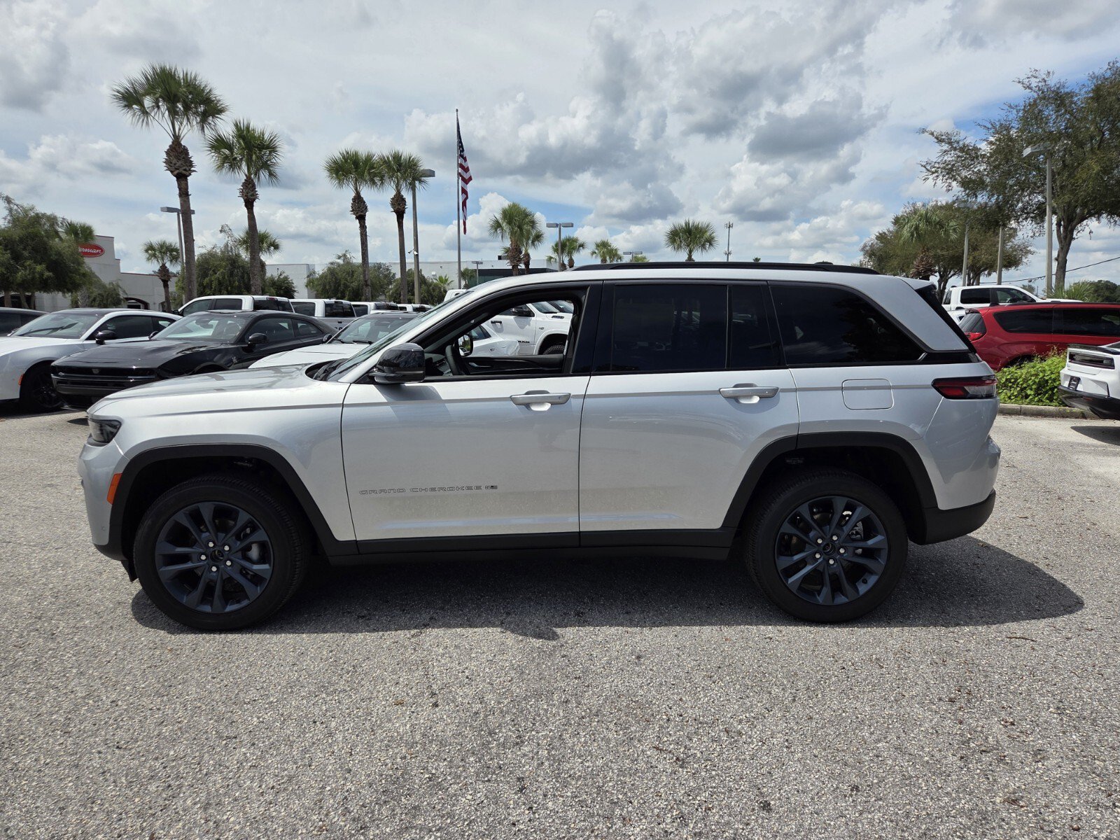 New 2026 Jeep Grand Cherokee Limited SUV