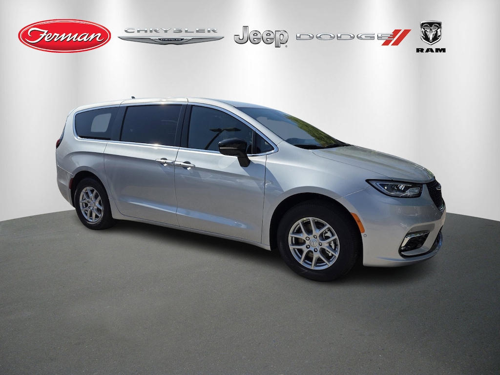 New 2026 Chrysler Pacifica Select Van Passenger Van