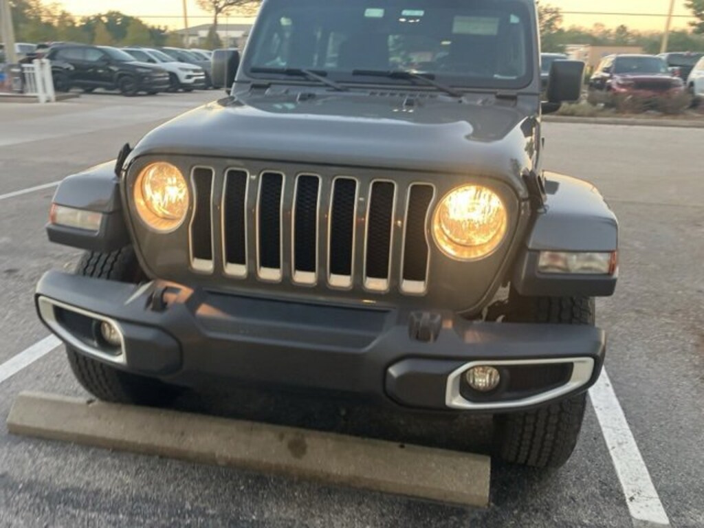 Used 2022 Jeep Wrangler Unlimited Sahara SUV