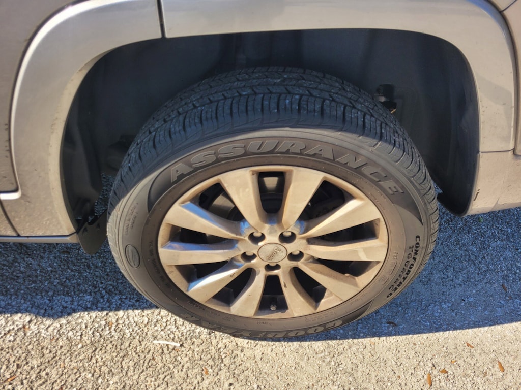 Certified 2016 Jeep Cherokee Overland 4x4 SUV