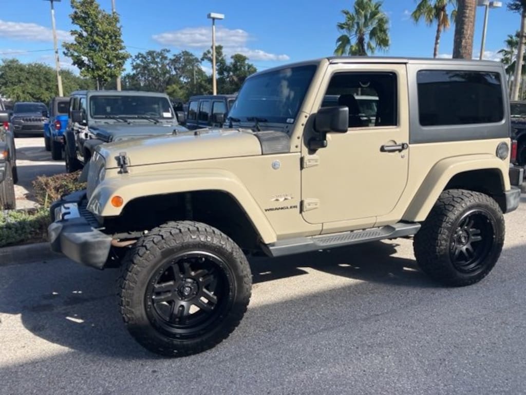 Used 2017 Jeep Wrangler JK Sahara 4x4 SUV