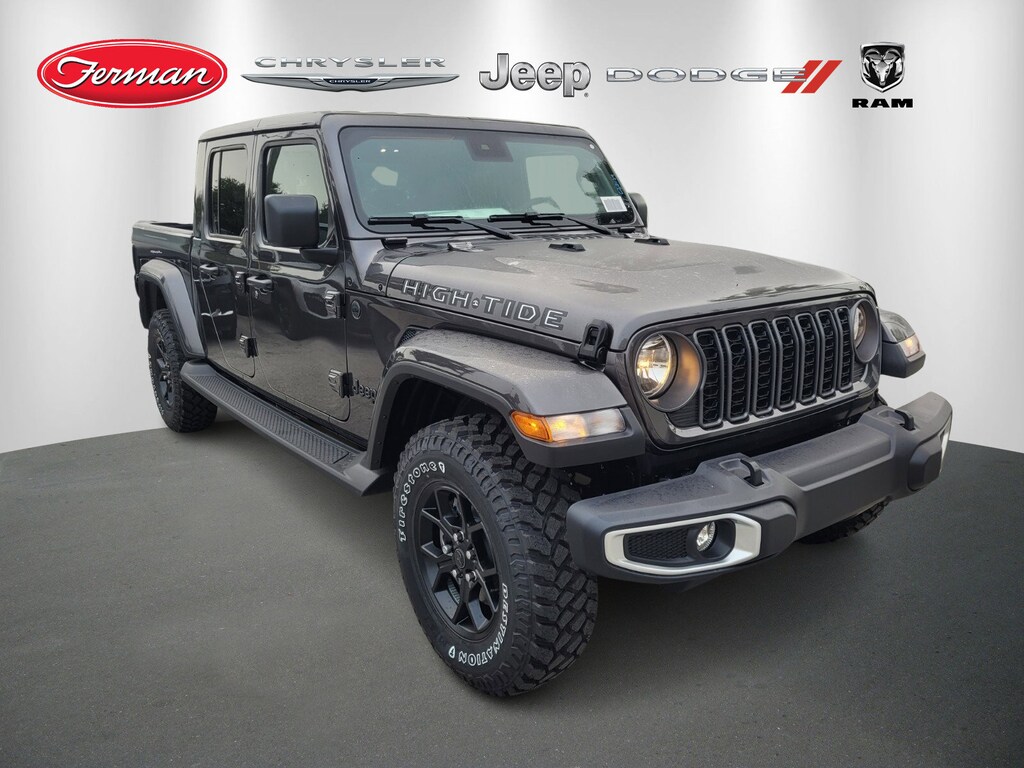New 2025 Jeep Gladiator Sport Truck Crew Cab