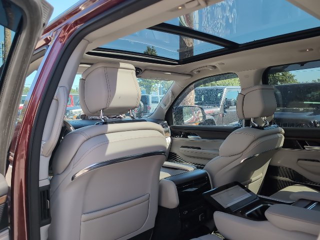 Certified 2024 Jeep Grand Wagoneer Base SUV
