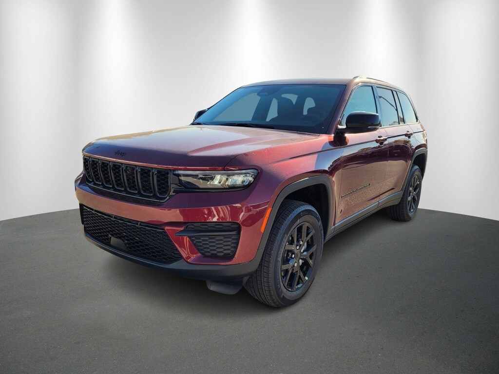 New 2025 Jeep Grand Cherokee Laredo SUV