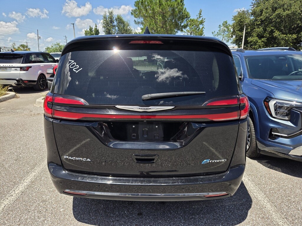 Certified 2024 Chrysler Pacifica Plug-In Hybrid Select Van Passenger Van