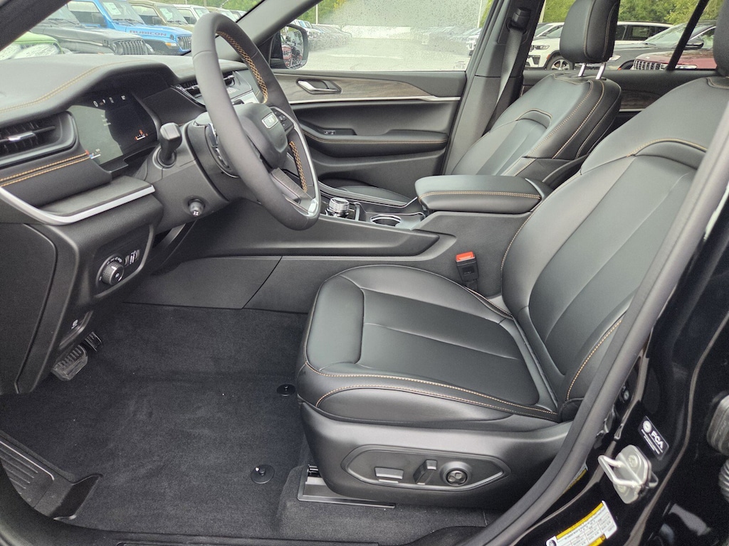 New 2026 Jeep Grand Cherokee Limited SUV