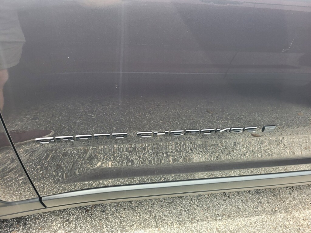 New 2025 Jeep Grand Cherokee L Laredo SUV