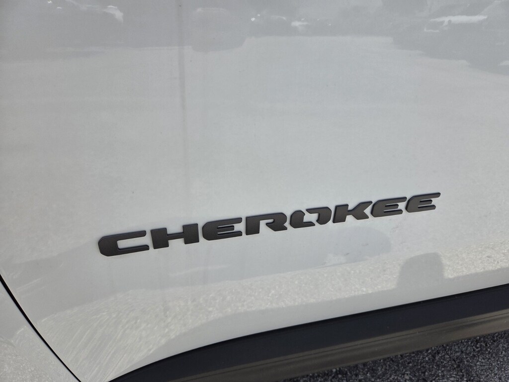 New 2026 Jeep Cherokee Laredo/Limited SUV