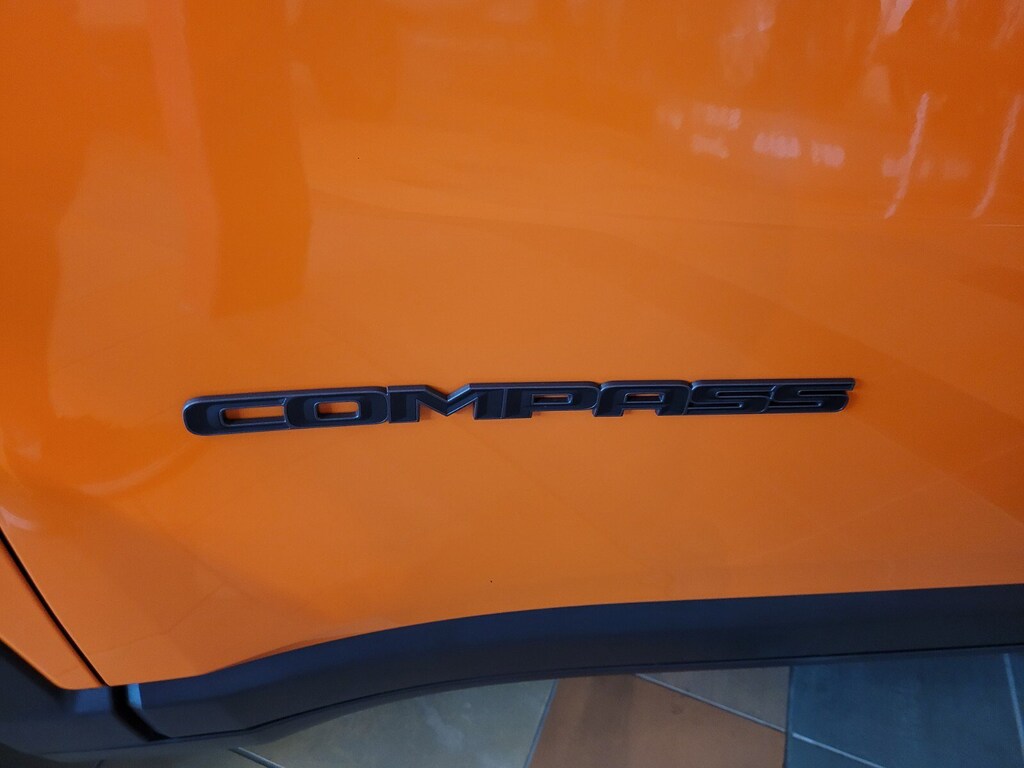New 2026 Jeep Compass Latitude SUV