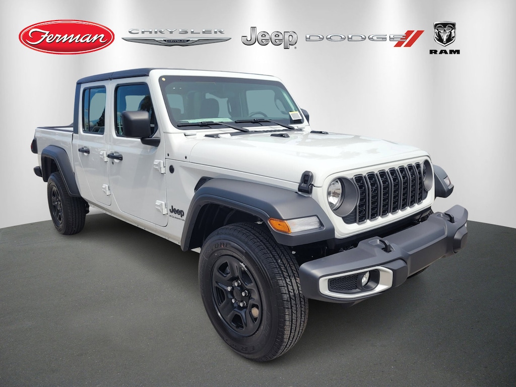 New 2025 Jeep Gladiator Sport Truck Crew Cab