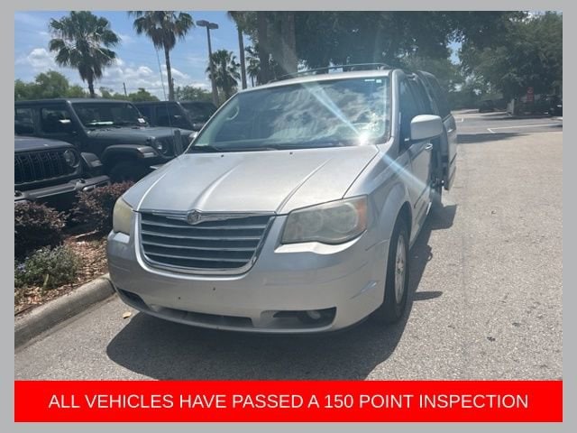 2010 Chrysler Town & Country