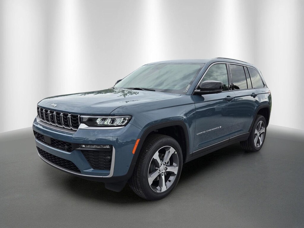 New 2026 Jeep Grand Cherokee Limited SUV