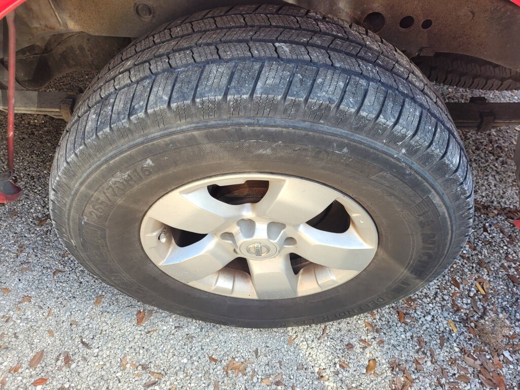 Used 2009 Nissan Frontier SE Truck King Cab