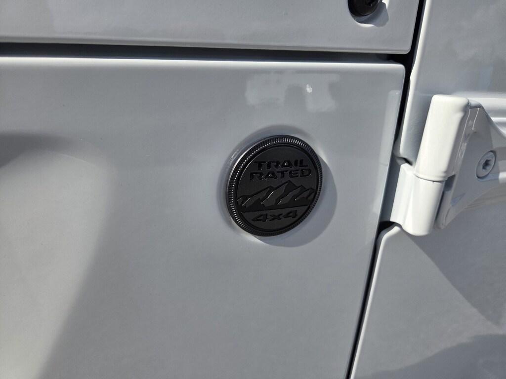 New 2026 Jeep Gladiator Sport Truck Crew Cab