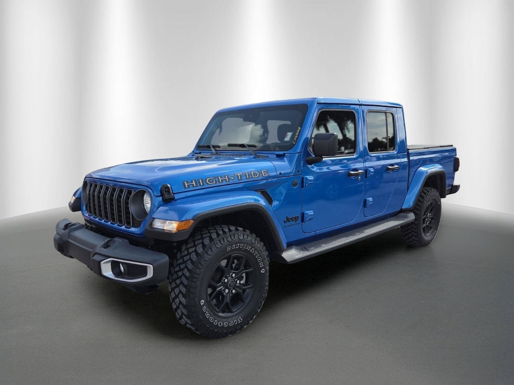 Certified 2025 Jeep Gladiator Sport Truck Crew Cab
