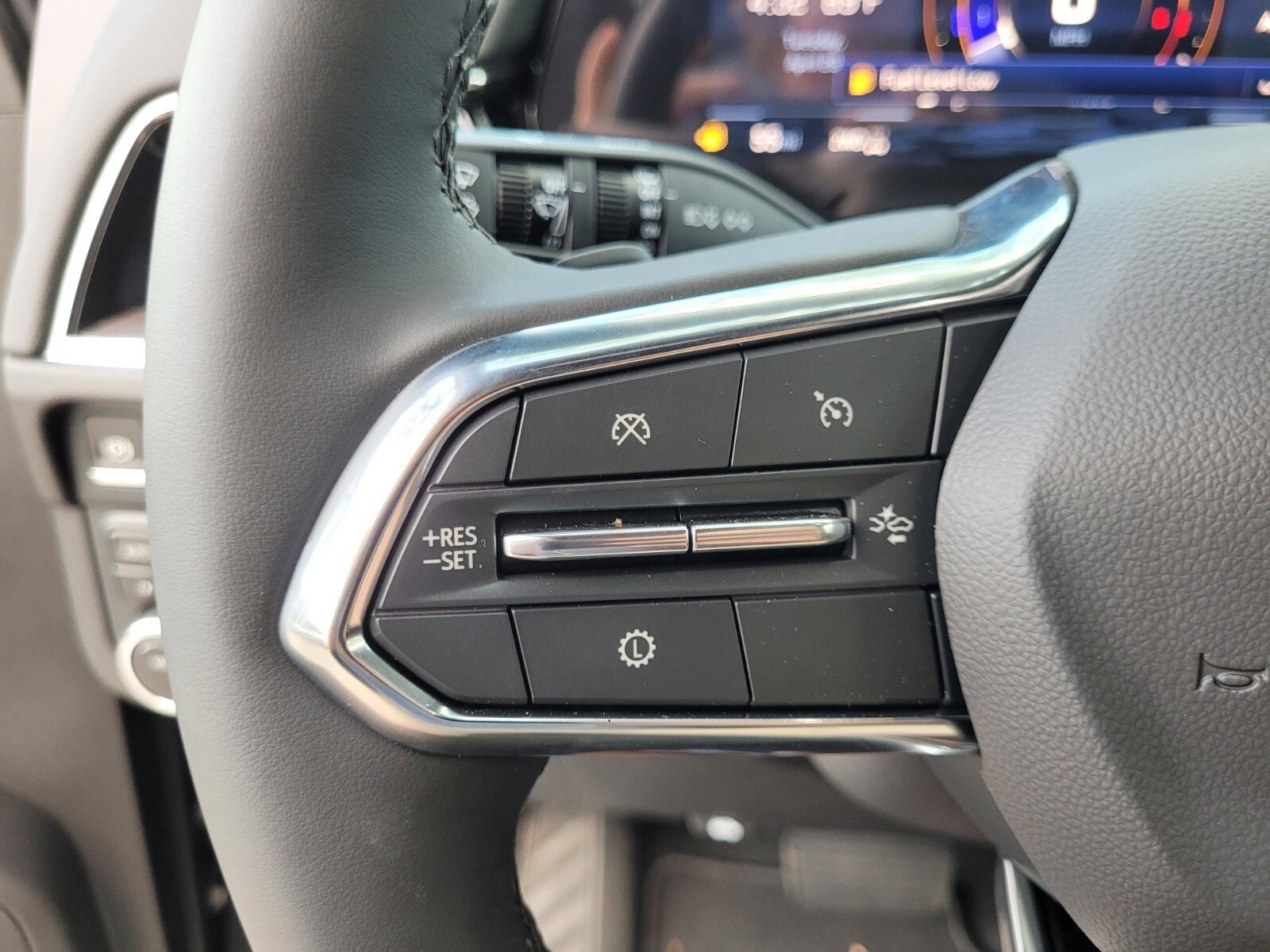 2025 Chevrolet Tahoe Premier - Photo 34