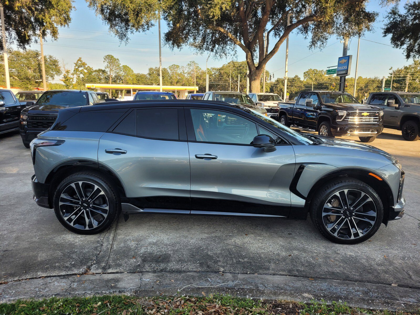 2026 Chevrolet Blazer EV SS - Photo 8
