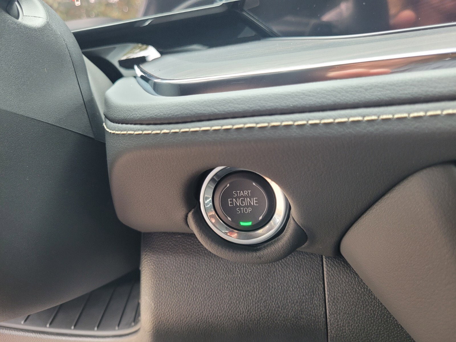 2025 Chevrolet Suburban Premier - Photo 29