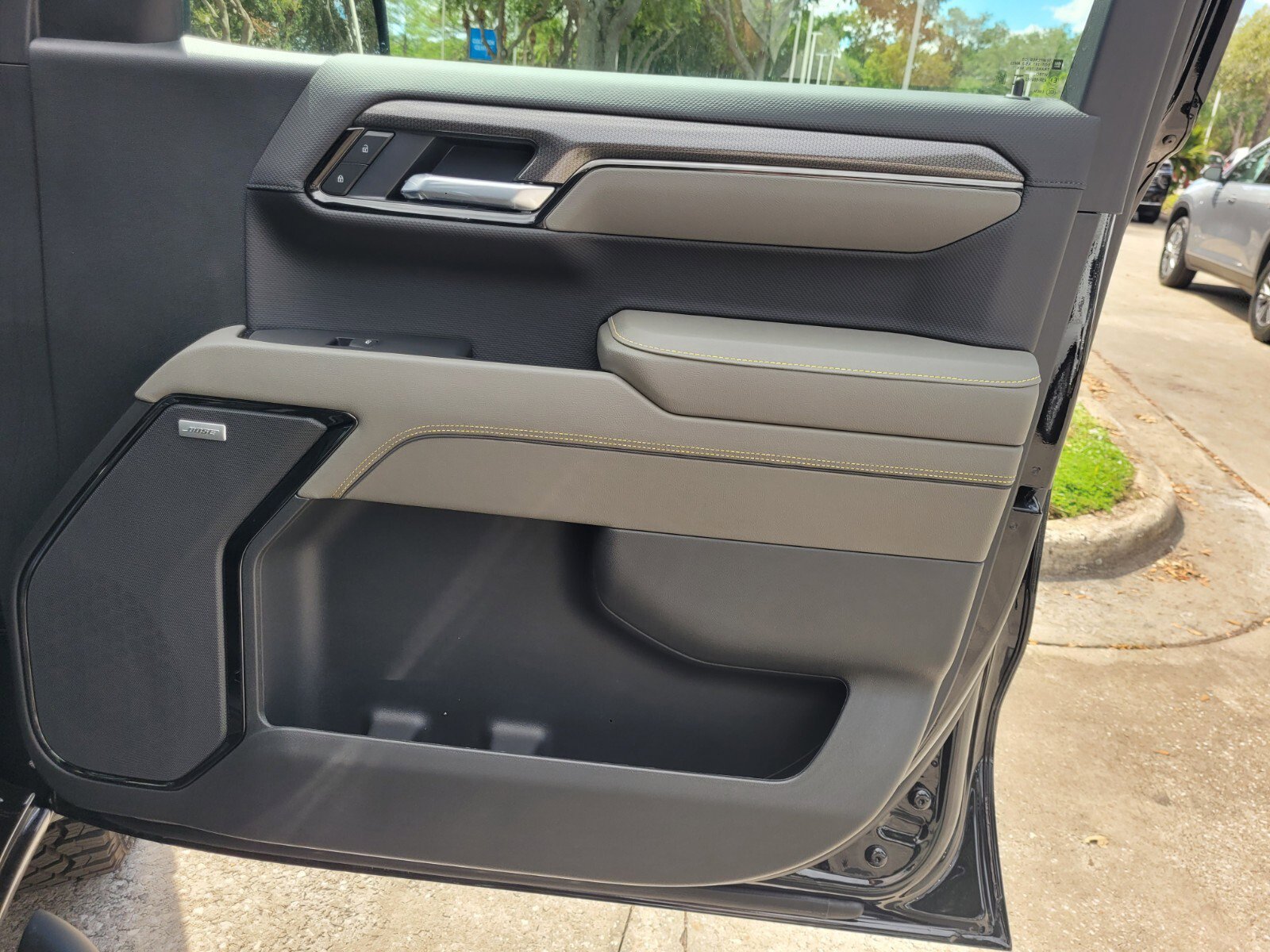 2025 Chevrolet Silverado 1500 ZR2 - Photo 15