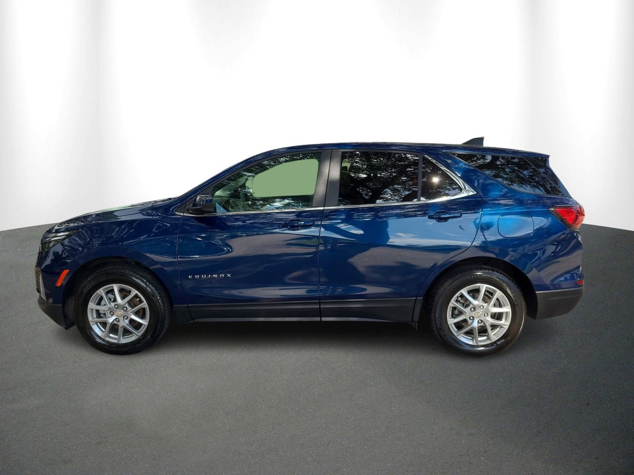 Used 2023 Chevrolet Equinox LT with VIN 3GNAXUEG5PL192372 for sale in Tampa, FL