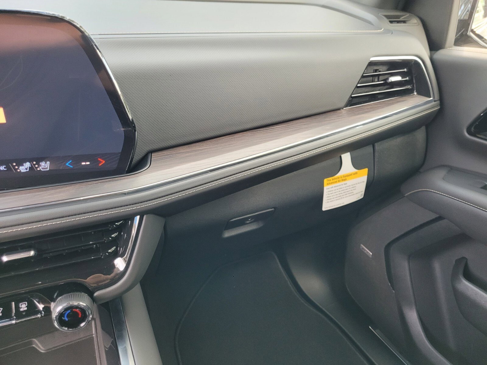 2025 Chevrolet Tahoe Premier - Photo 31