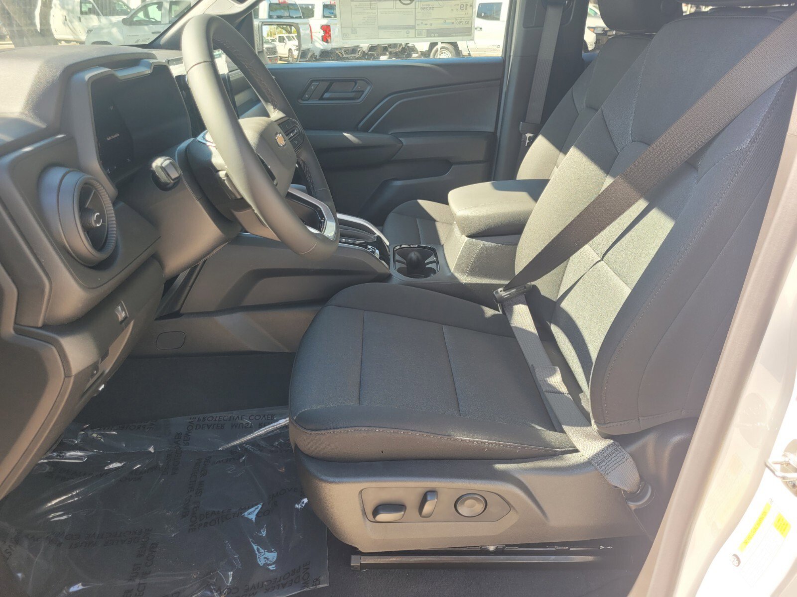 2025 Chevrolet Colorado Work Truck - Photo 25