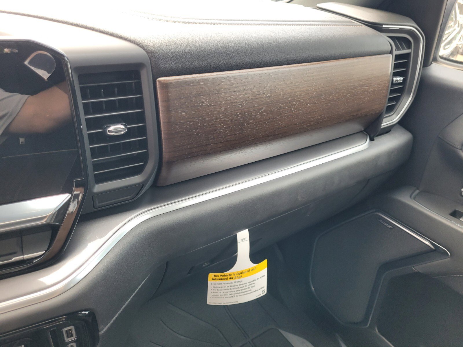 2025 Chevrolet Silverado 1500 High Country - Photo 32