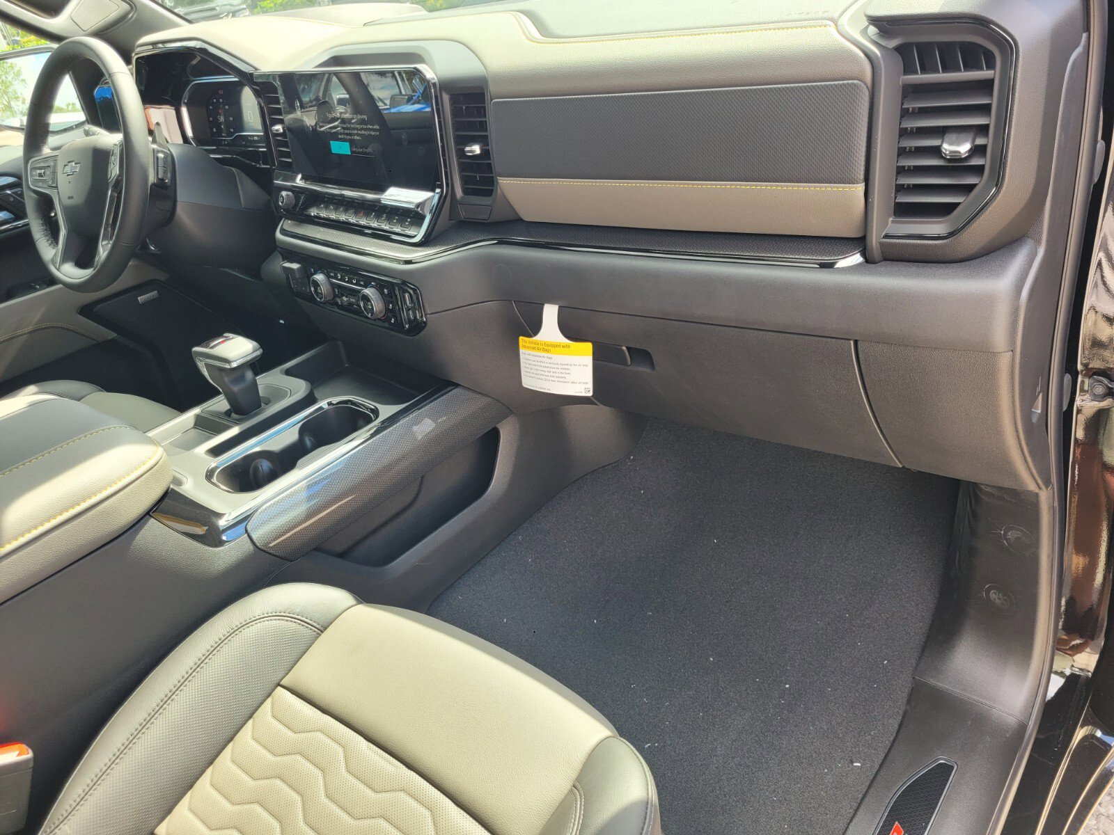2025 Chevrolet Silverado 1500 ZR2 - Photo 16