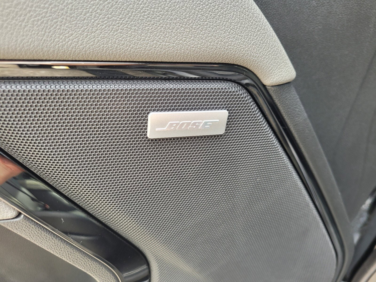 2025 Chevrolet Silverado 1500 ZR2 - Photo 29