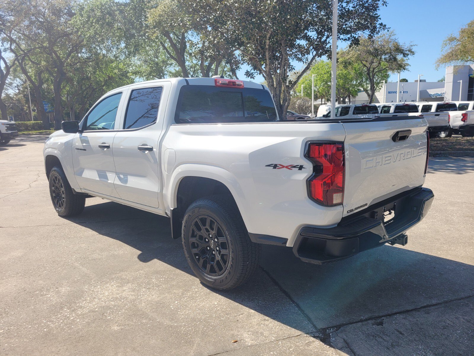 2025 Chevrolet Colorado Work Truck - Photo 6
