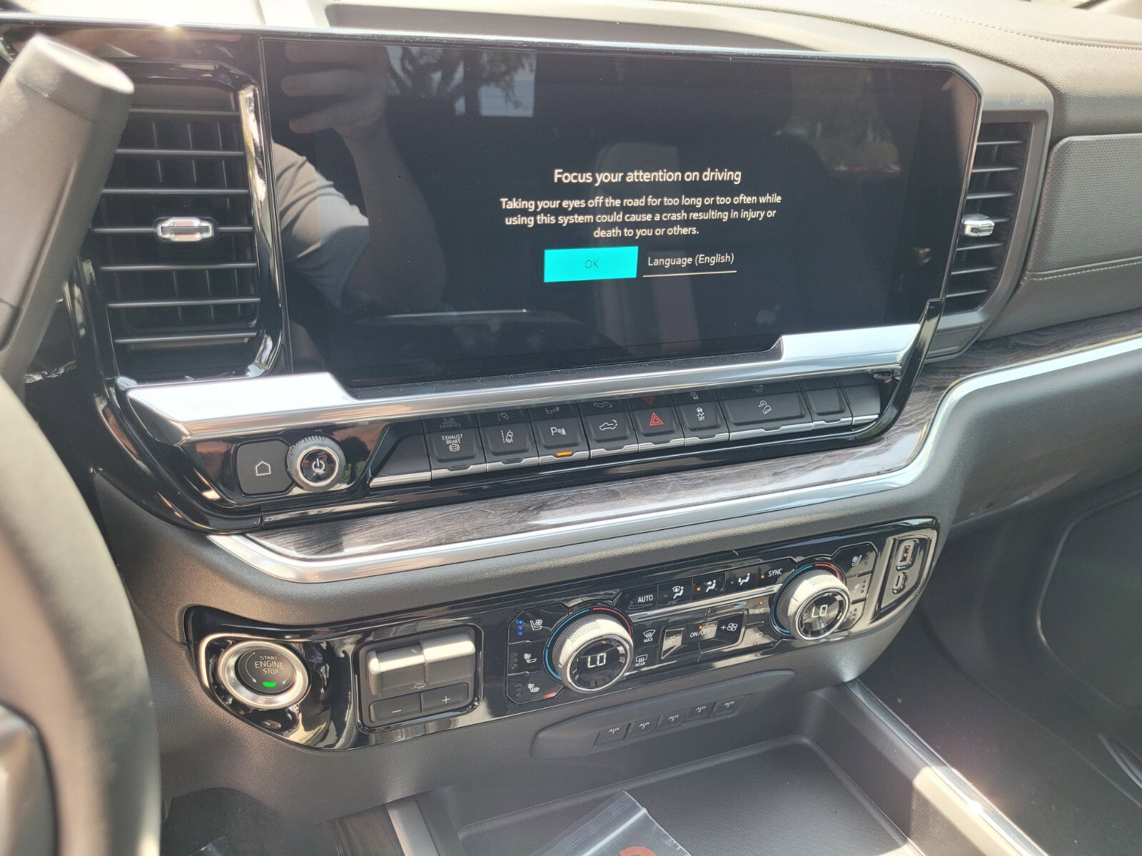 2025 Chevrolet Silverado 2500HD LTZ - Photo 32