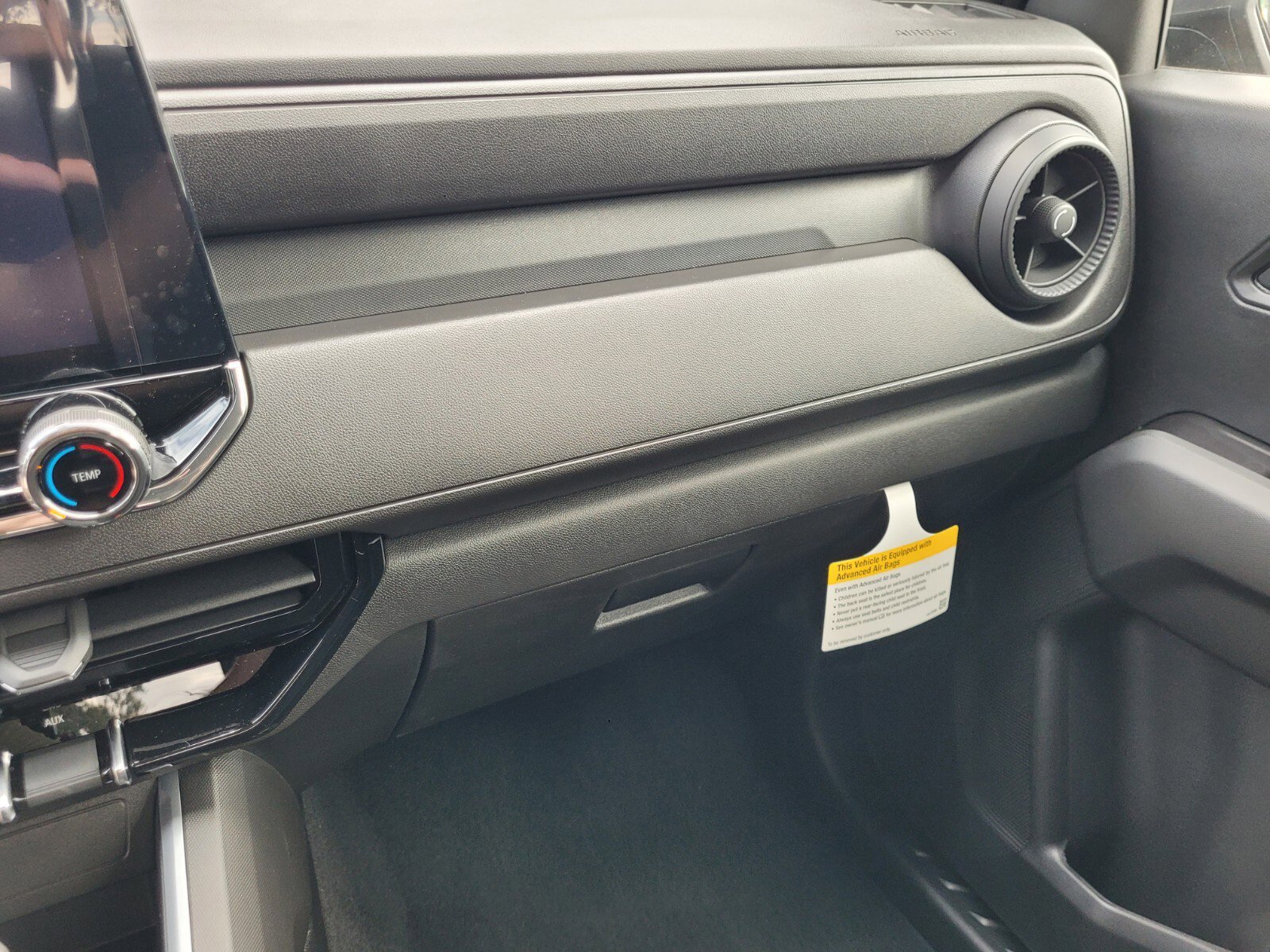 2026 Chevrolet Colorado Work Truck - Photo 27