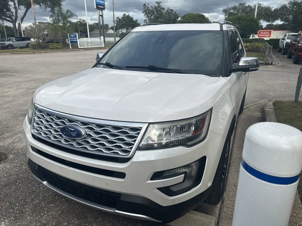 2017 Ford Explorer Platinum