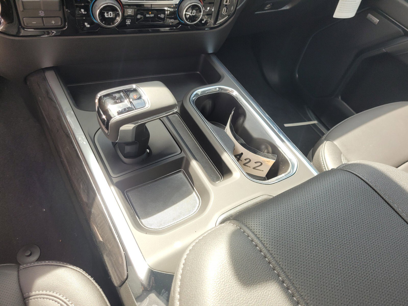 2025 Chevrolet Silverado 1500 LTZ - Photo 32