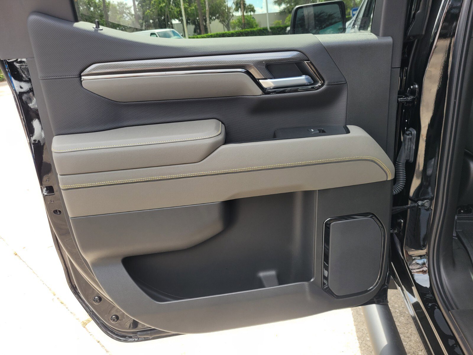 2025 Chevrolet Silverado 1500 ZR2 - Photo 25