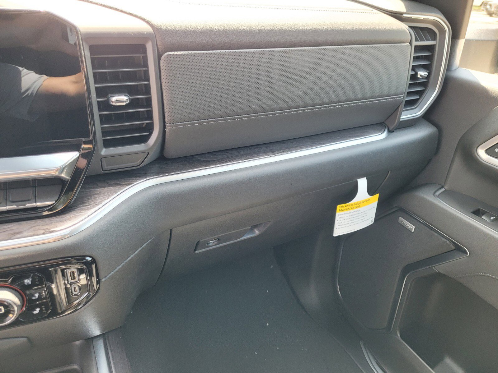 2025 Chevrolet Silverado 2500HD LTZ - Photo 35