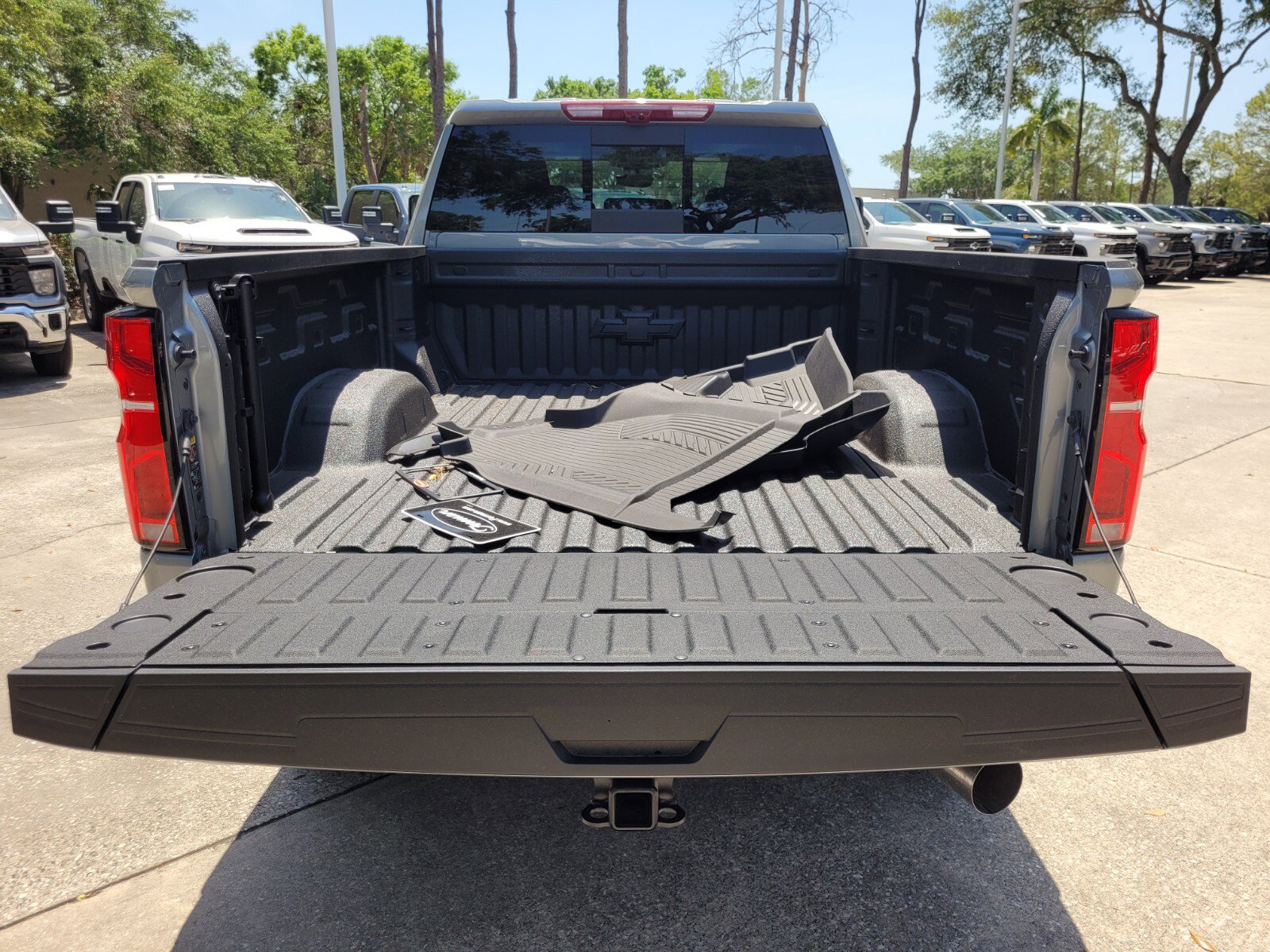 2025 Chevrolet Silverado 2500HD LTZ - Photo 23