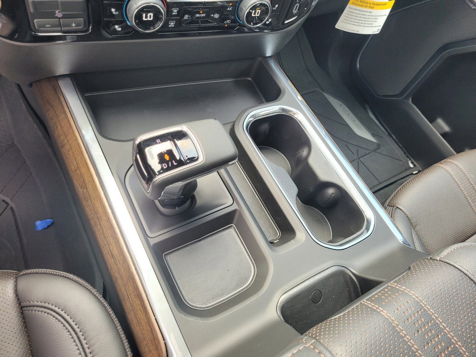 2025 Chevrolet Silverado 1500 High Country - Photo 31