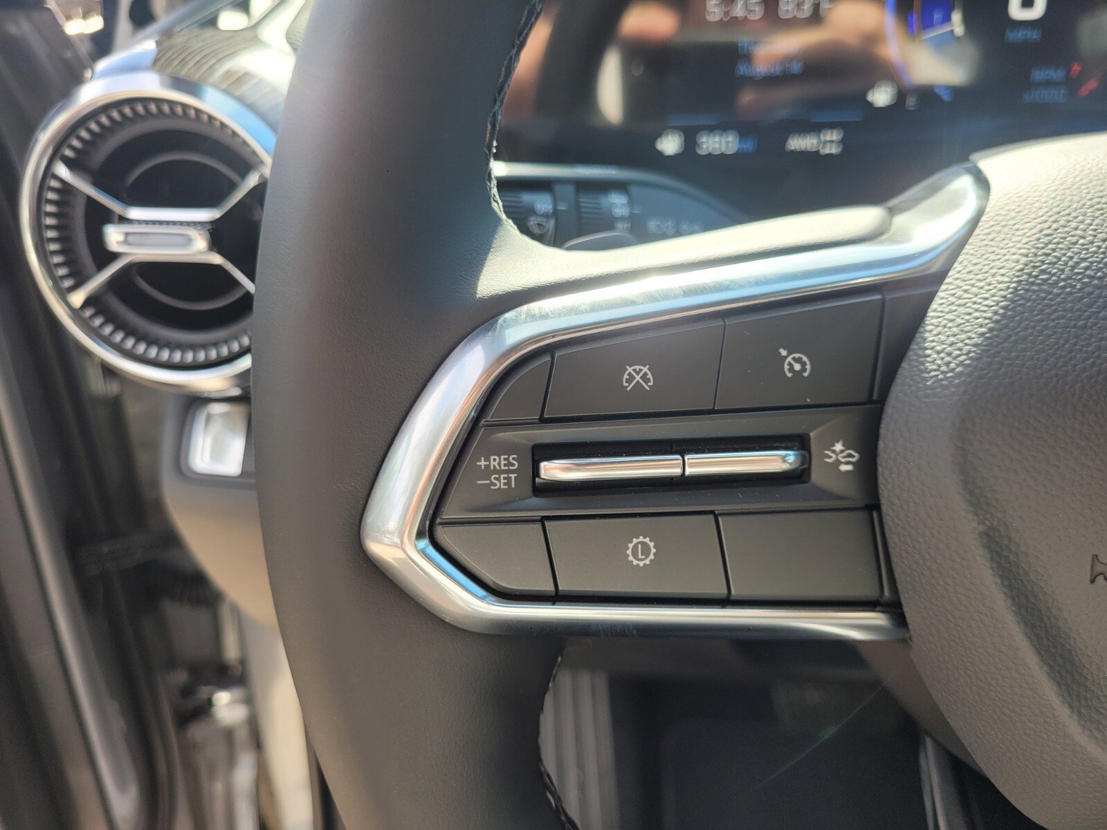 2026 Chevrolet Equinox LT - Photo 31