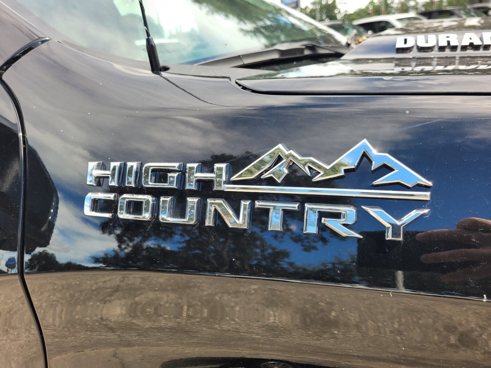 2025 Chevrolet Silverado 1500 High Country - Photo 10
