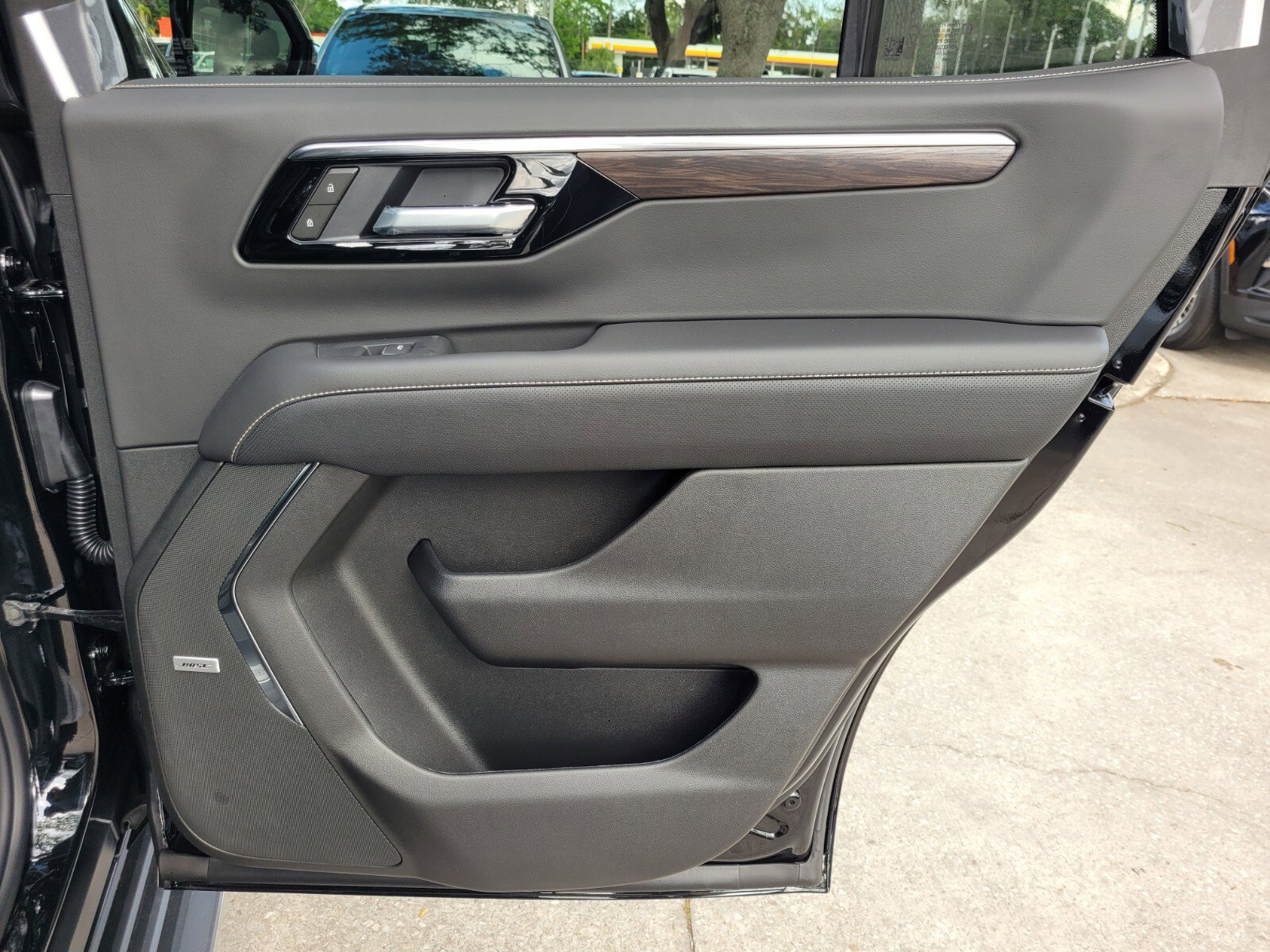 2025 Chevrolet Tahoe Premier - Photo 17