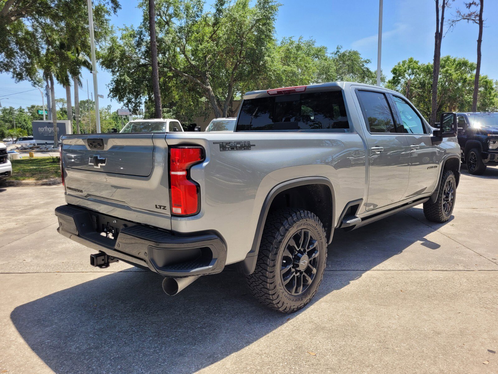 2025 Chevrolet Silverado 2500HD LTZ - Photo 8