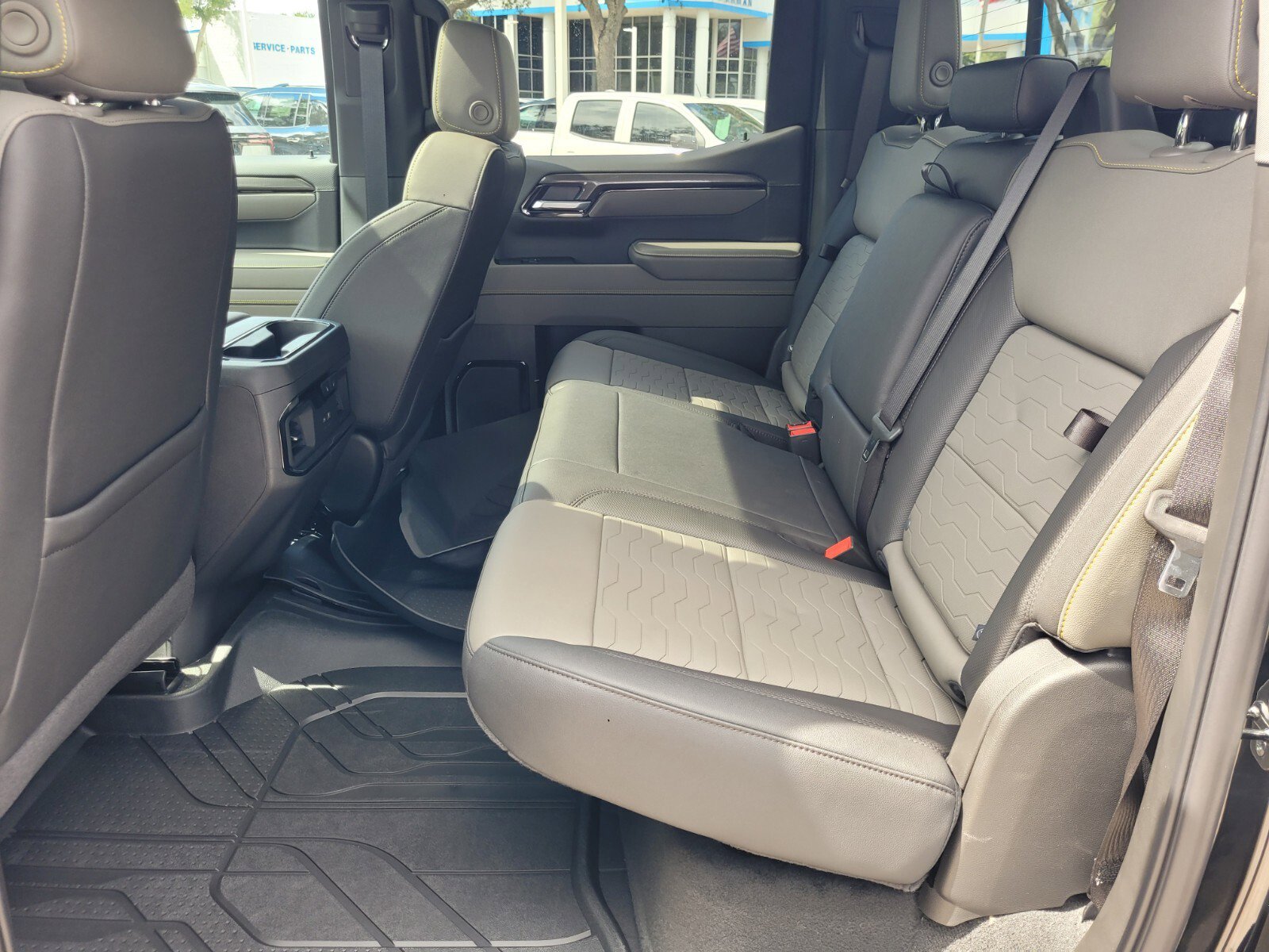 2025 Chevrolet Silverado 1500 ZR2 - Photo 24